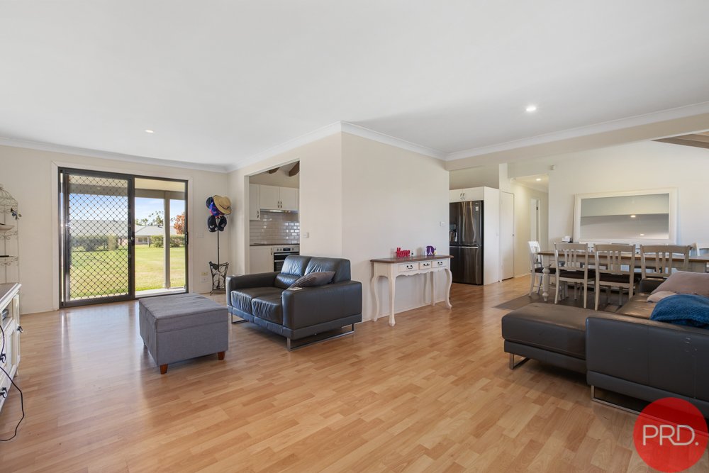 196 Gullivers Lane LOUTH PARK 16