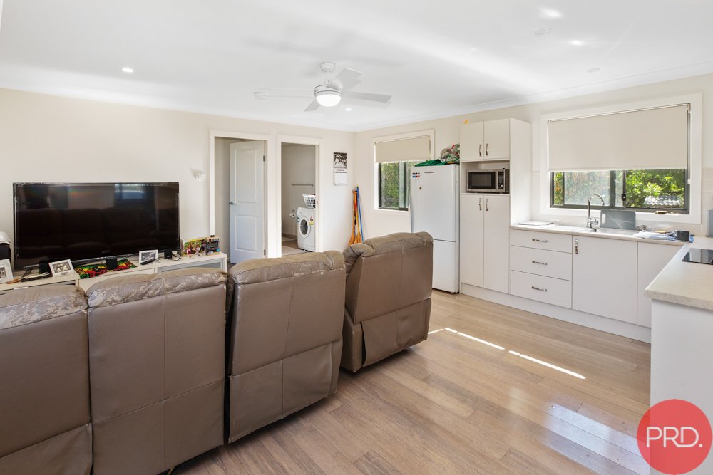 196 Gullivers Lane LOUTH PARK 28