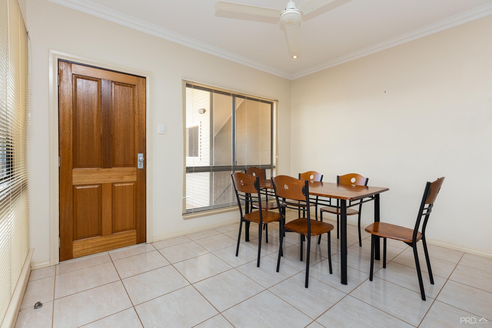 19/6 Ibis Way DJUGUN 14