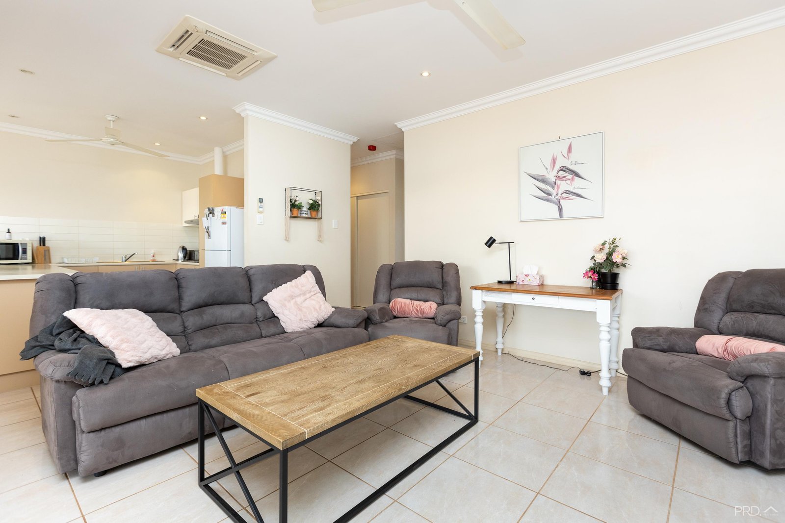 19/6 Ibis Way DJUGUN 16