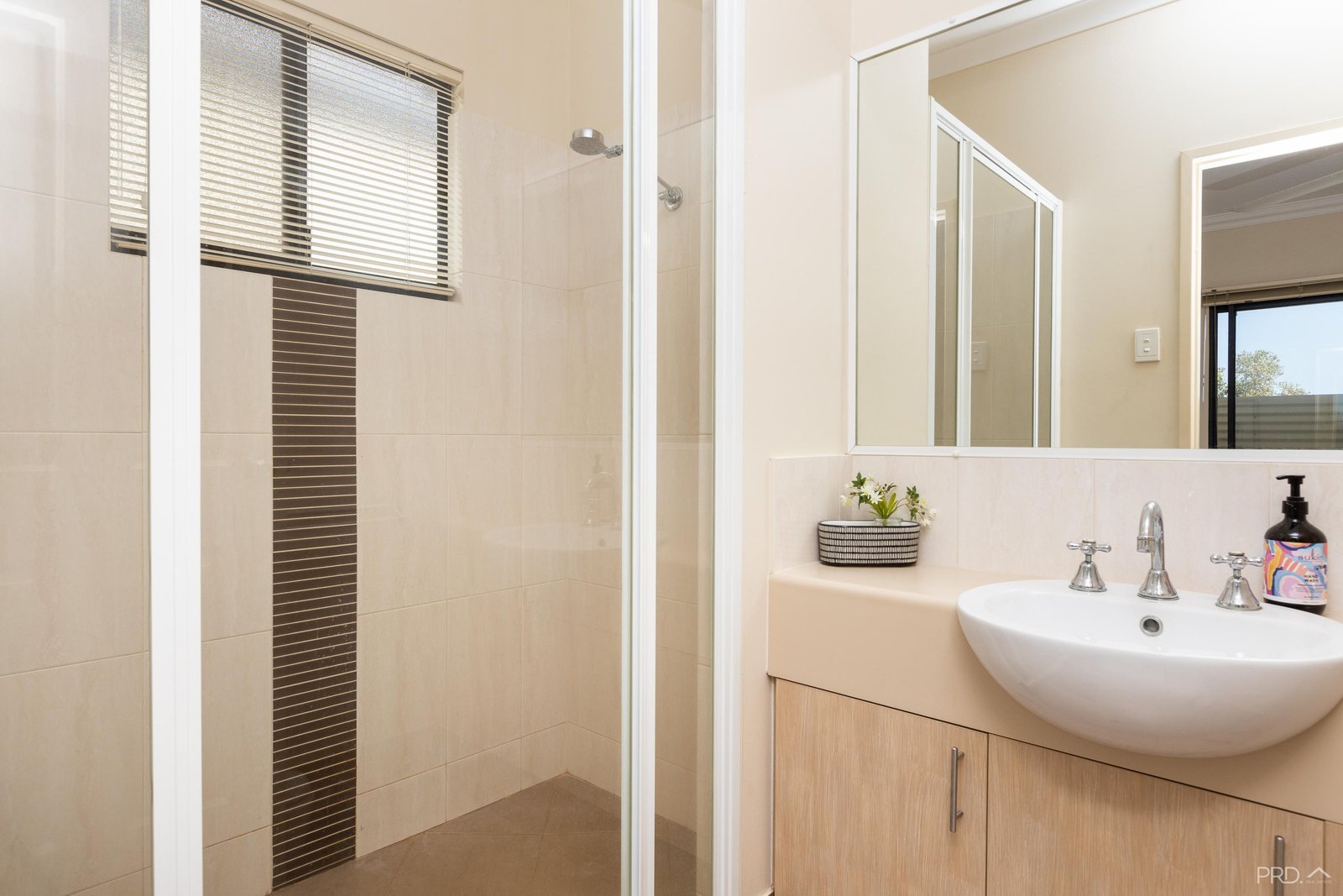 19/6 Ibis Way DJUGUN 23