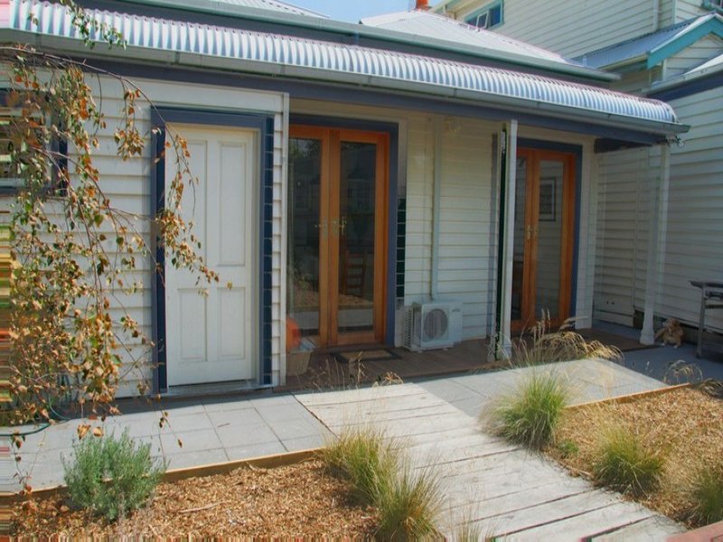 Gallery: 196 Pilgrim Street