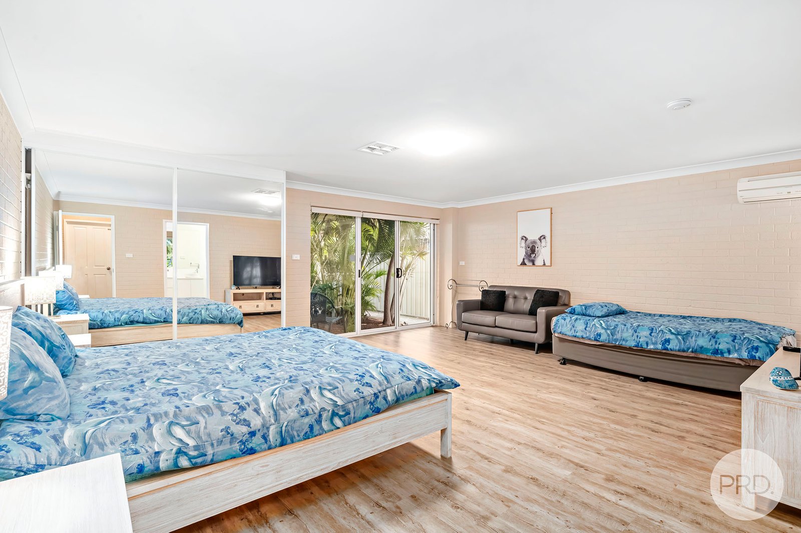 196 Soldiers Point Road SALAMANDER BAY 24