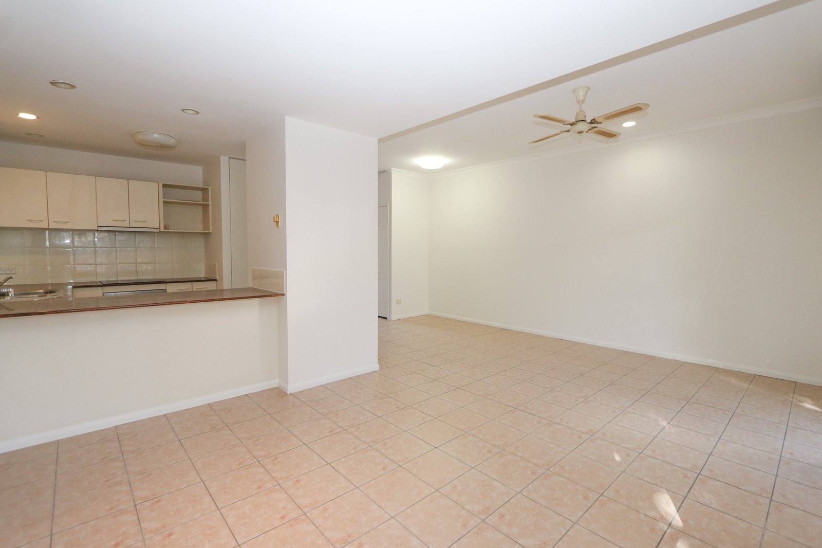 19/60-76 Caseys Road HOPE ISLAND 2