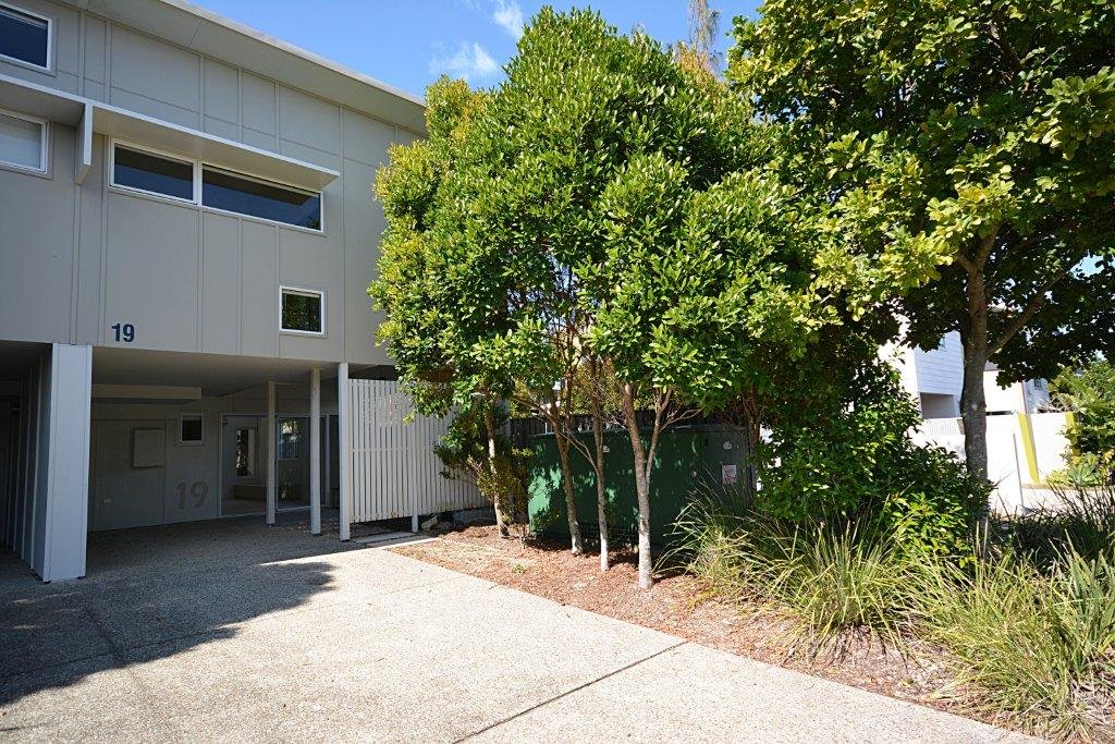 19/603-615 Casuarina Way CASUARINA 9