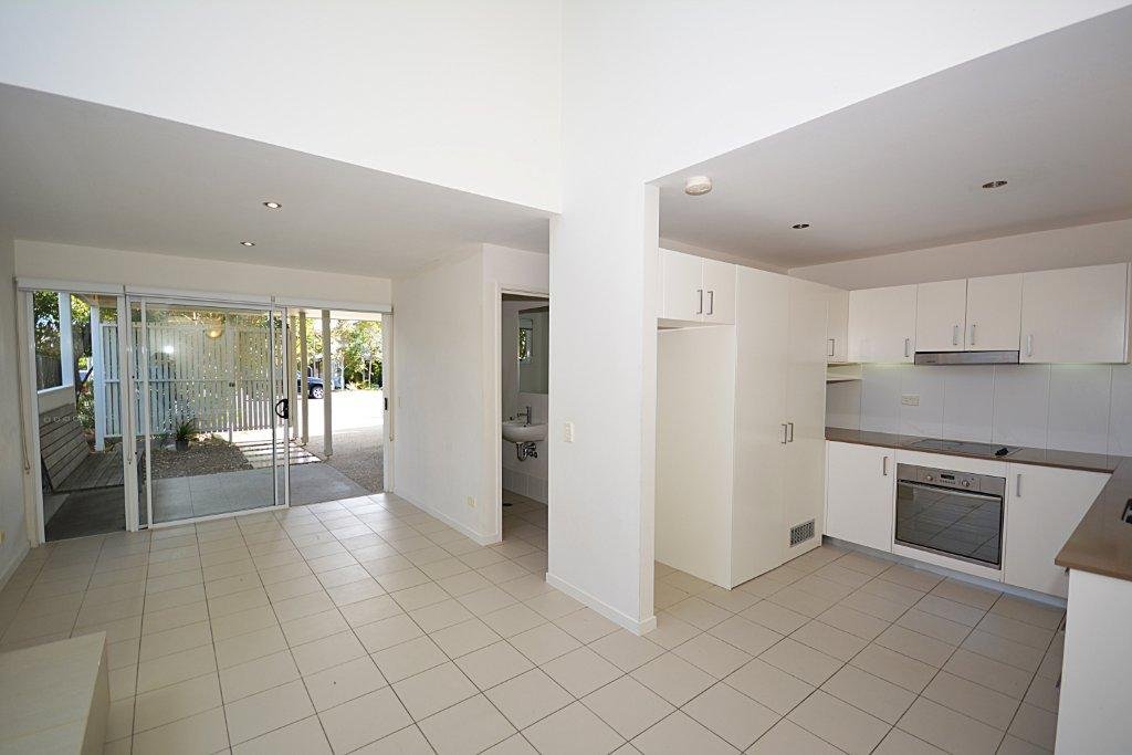 19/603-615 Casuarina Way CASUARINA 11