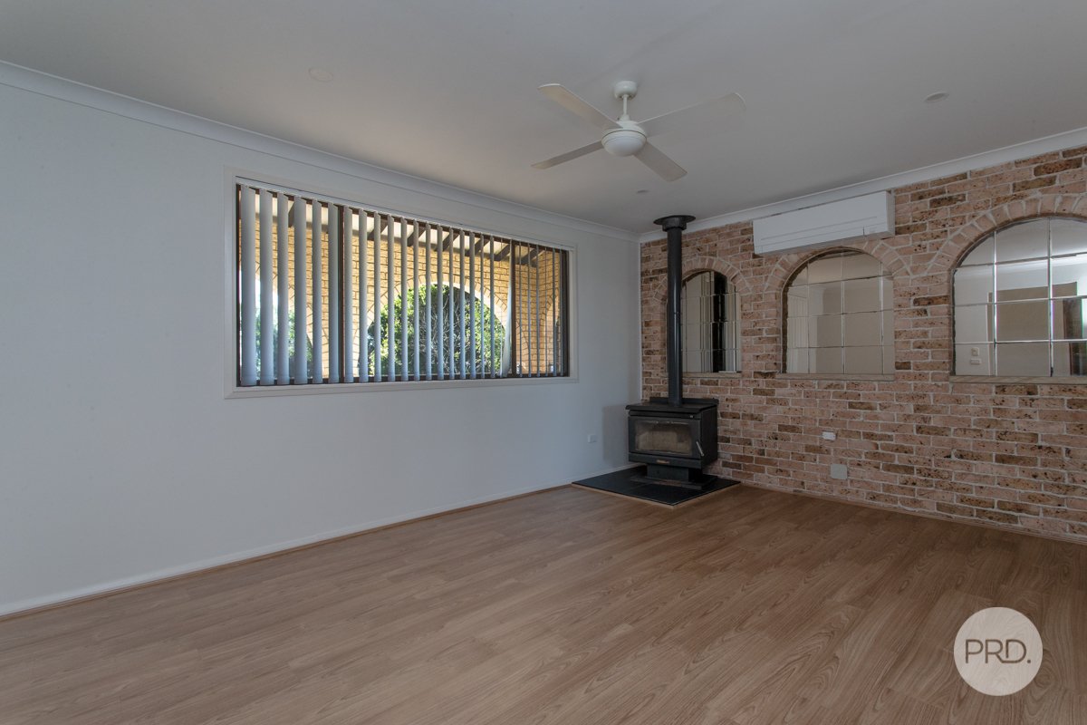 1964 Silverdale Road SILVERDALE 10