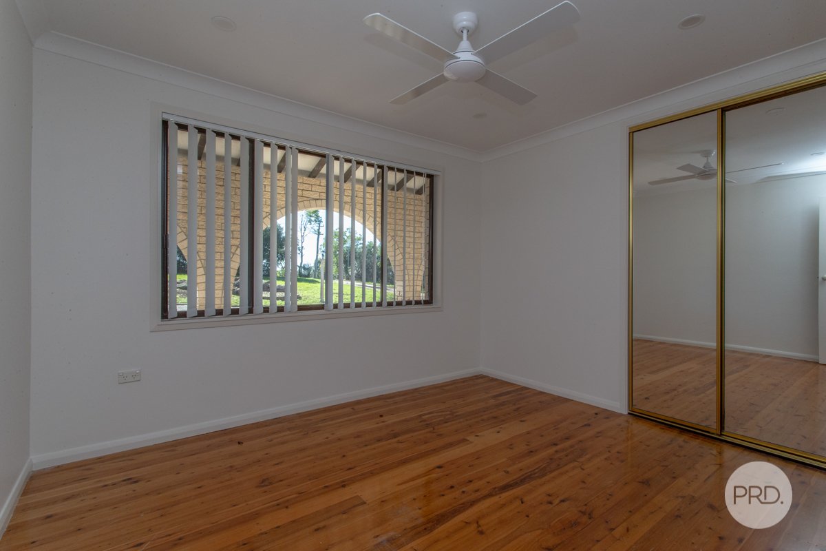 1964 Silverdale Road SILVERDALE 11