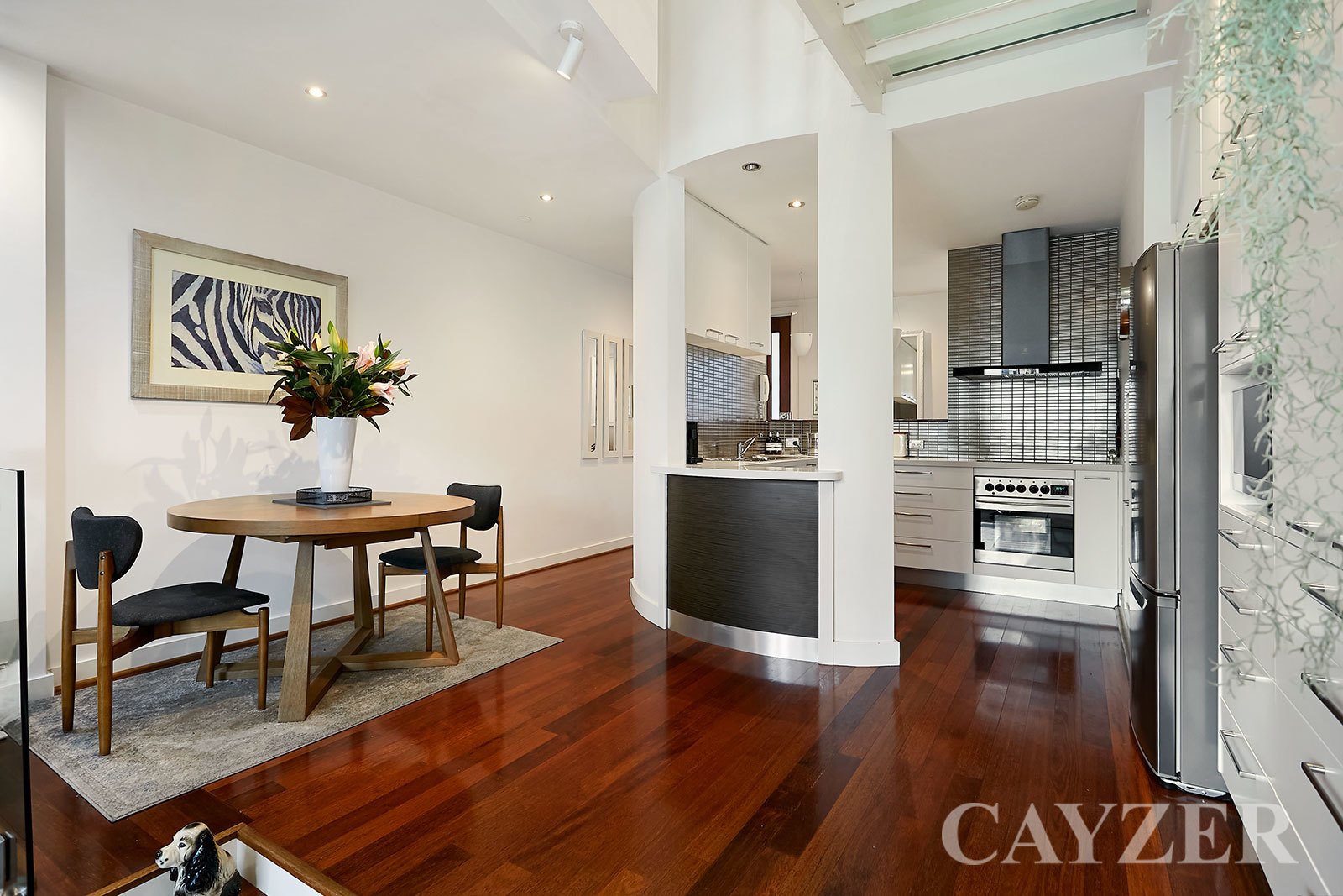 Gallery: 19/66 Montague Street
