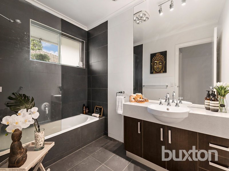 Gallery: 1/97 Bay Road