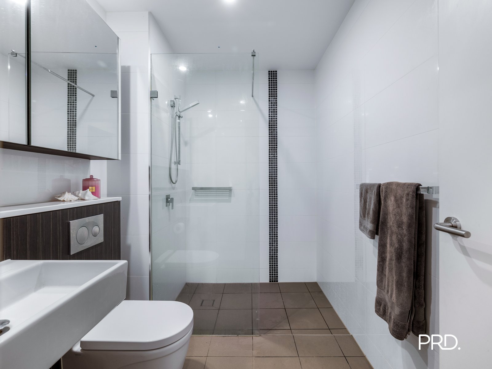 1/97 Caddies Boulevard ROUSE HILL 10