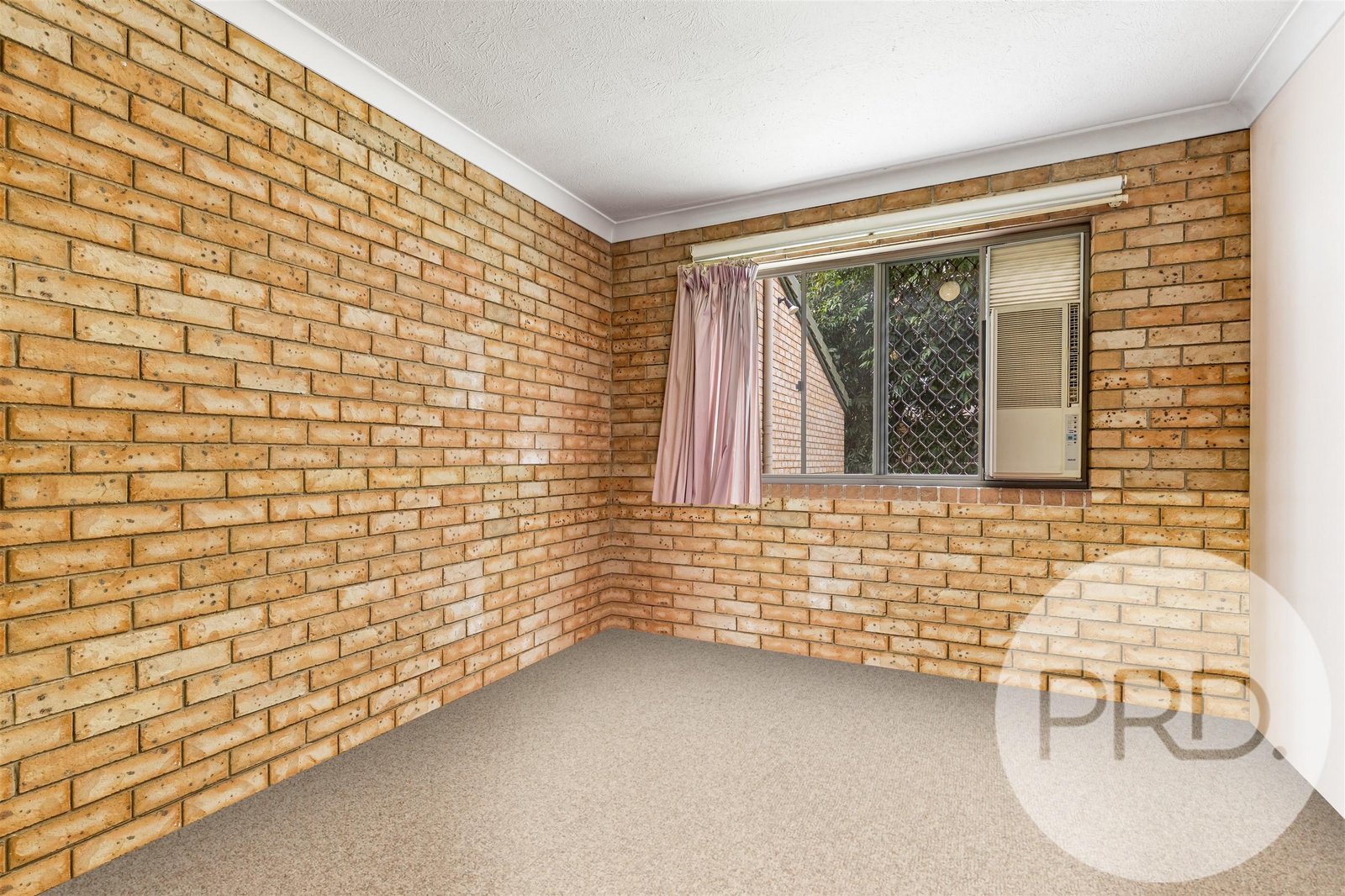 1/97 Earl Street GREENSLOPES 7