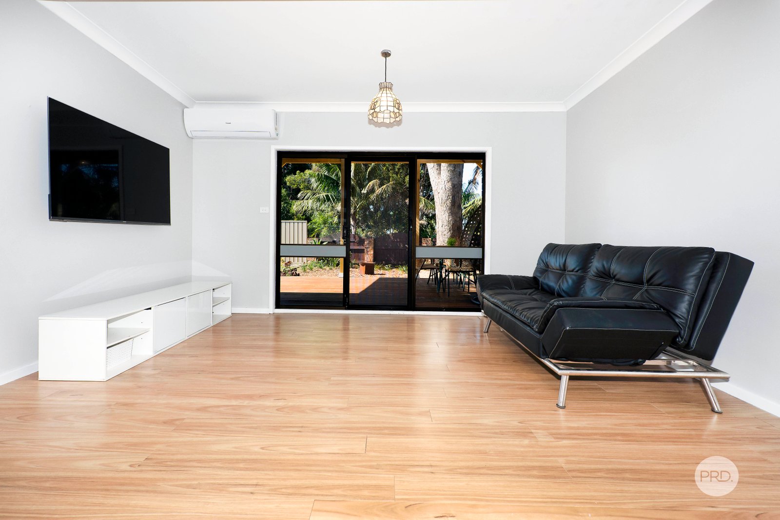 1/97 Galoola Drive NELSON BAY 5