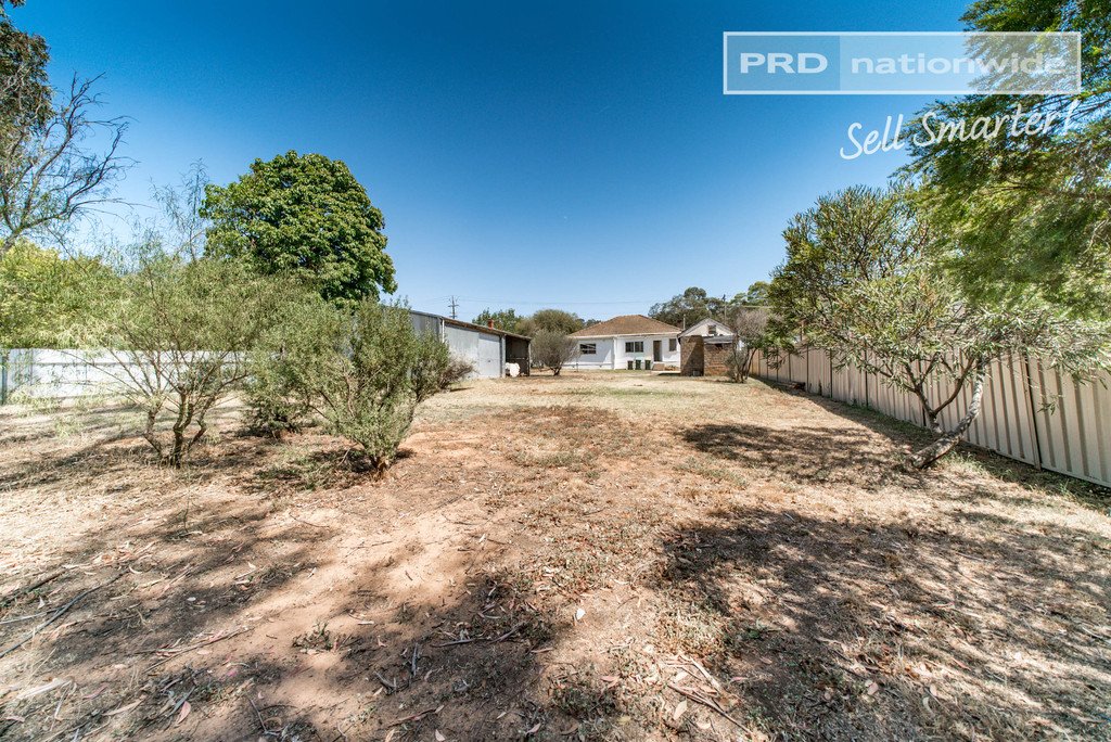 197 Lake Albert Road KOORINGAL 12