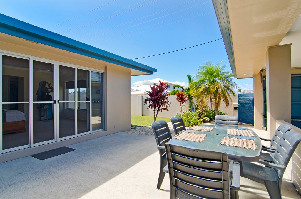 197 Mallawa Drive PALM BEACH 11
