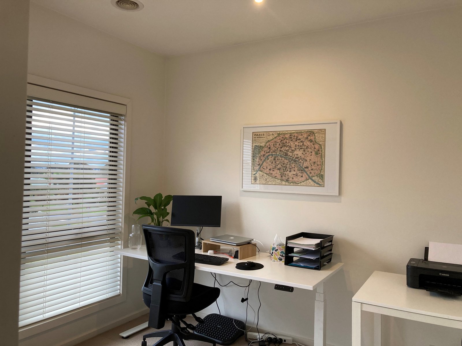 Gallery: 197B Kilgour Street