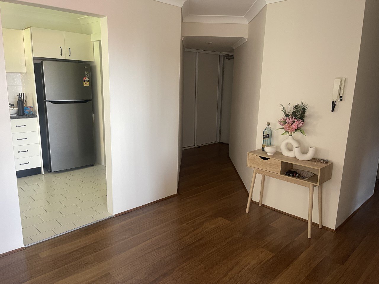 19/8-12 Bond Street HURSTVILLE 3