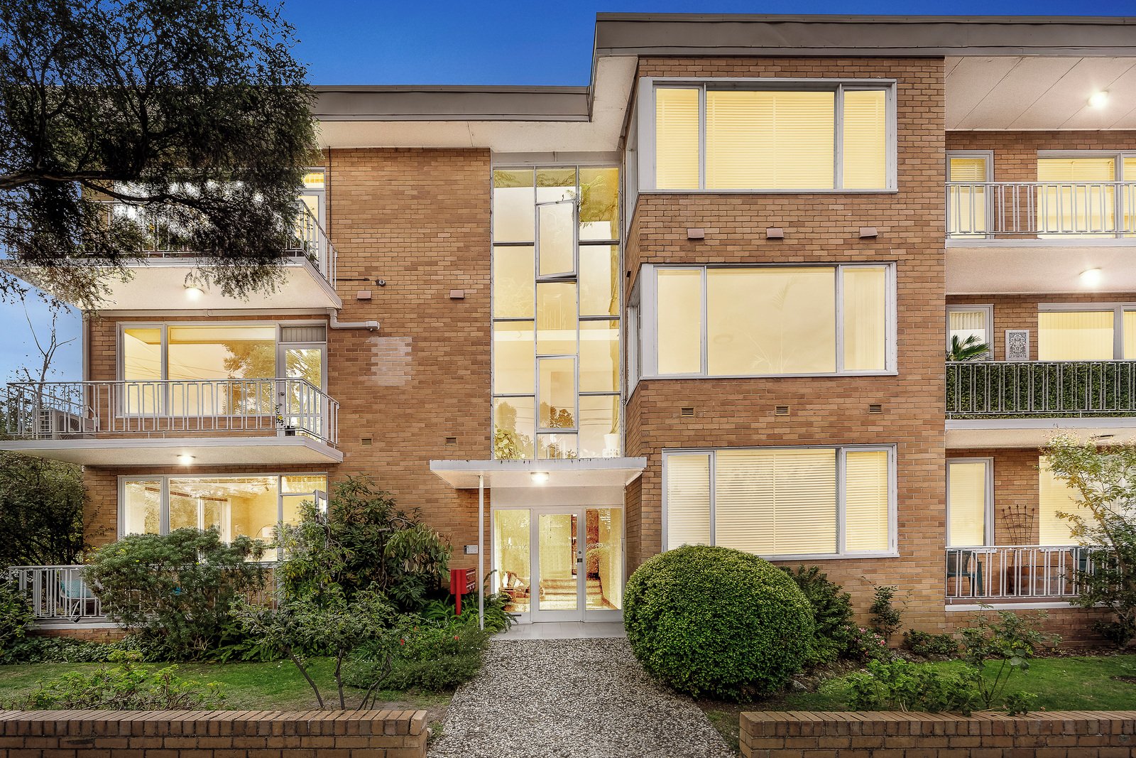 1/98 Burke Road, Malvern East, 3145