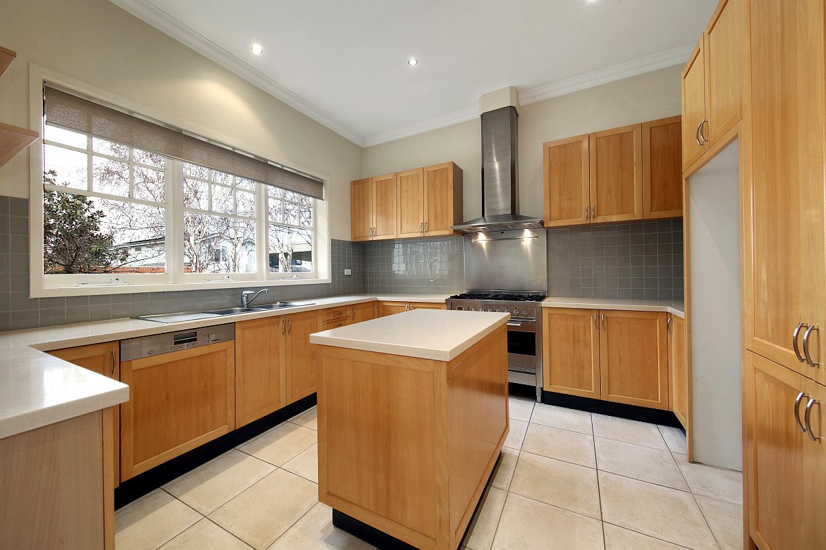 Gallery: 198 Centre Road