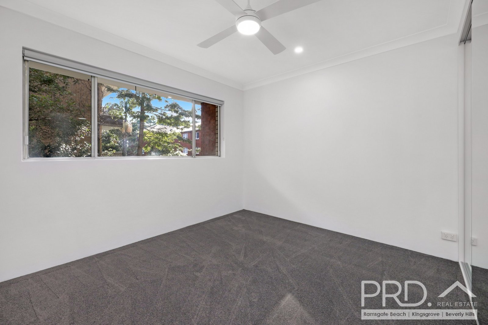1/98 Chuter Avenue RAMSGATE BEACH 5