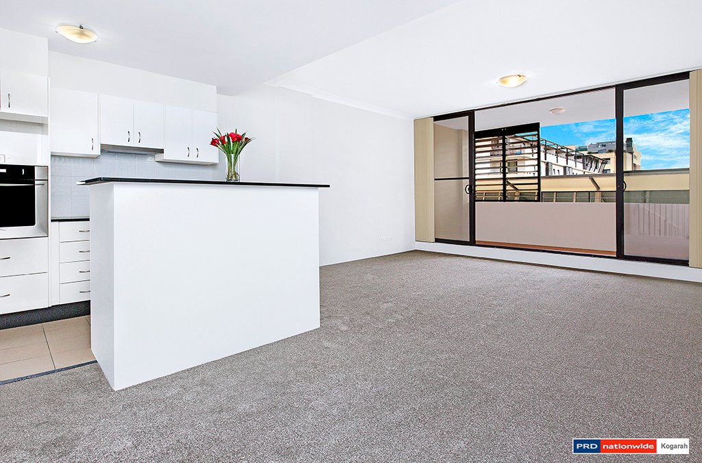 19/8 Derby Street KOGARAH 1