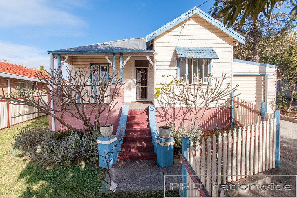 198 George Street EAST MAITLAND 1