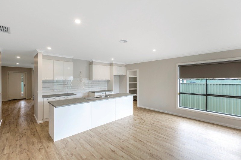 Gallery: 198 Howe Street
