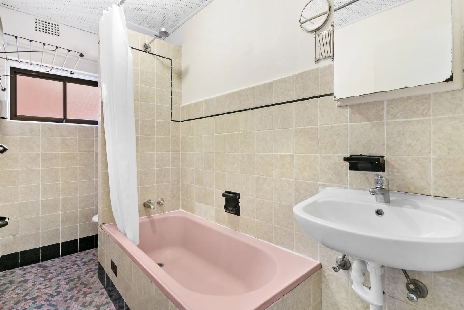 1/98 The Grand Parade BRIGHTON-LE-SANDS 5