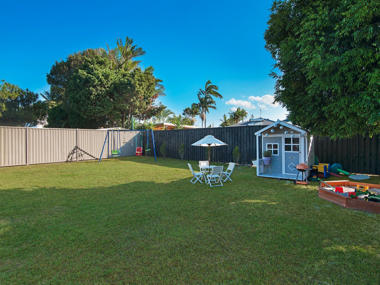 198 Townson Avenue PALM BEACH 13