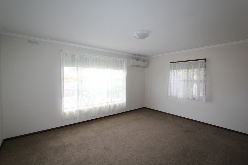 198 Yarrowee Street SEBASTOPOL 2