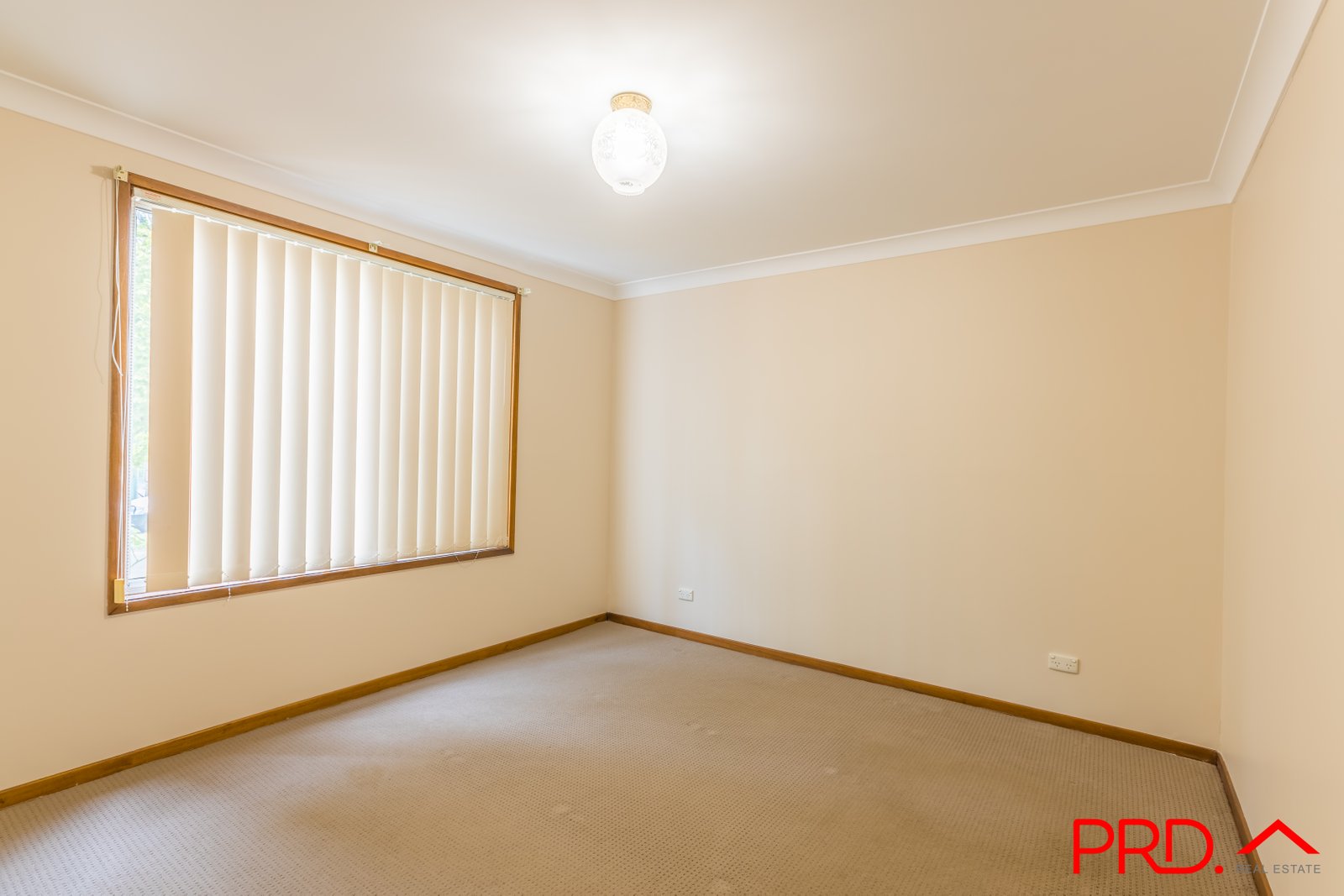 1/98A Carthage Street TAMWORTH 8