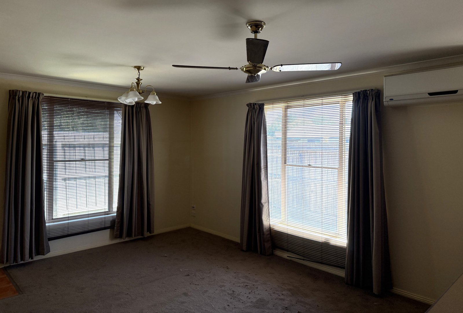 Gallery: 1/99 Cox Road