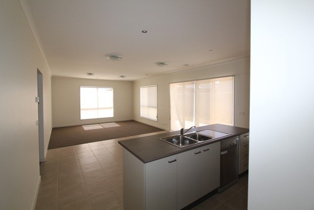 199 Cuthberts Road ALFREDTON 3