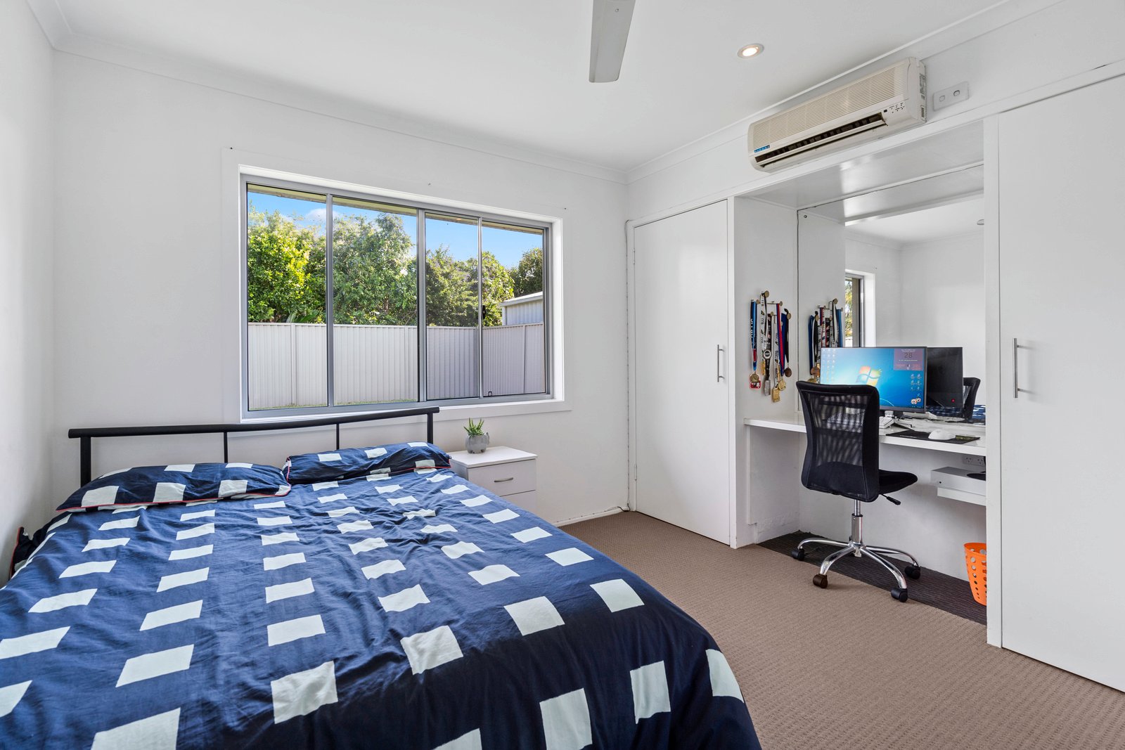 199 Mallawa Drive PALM BEACH 13