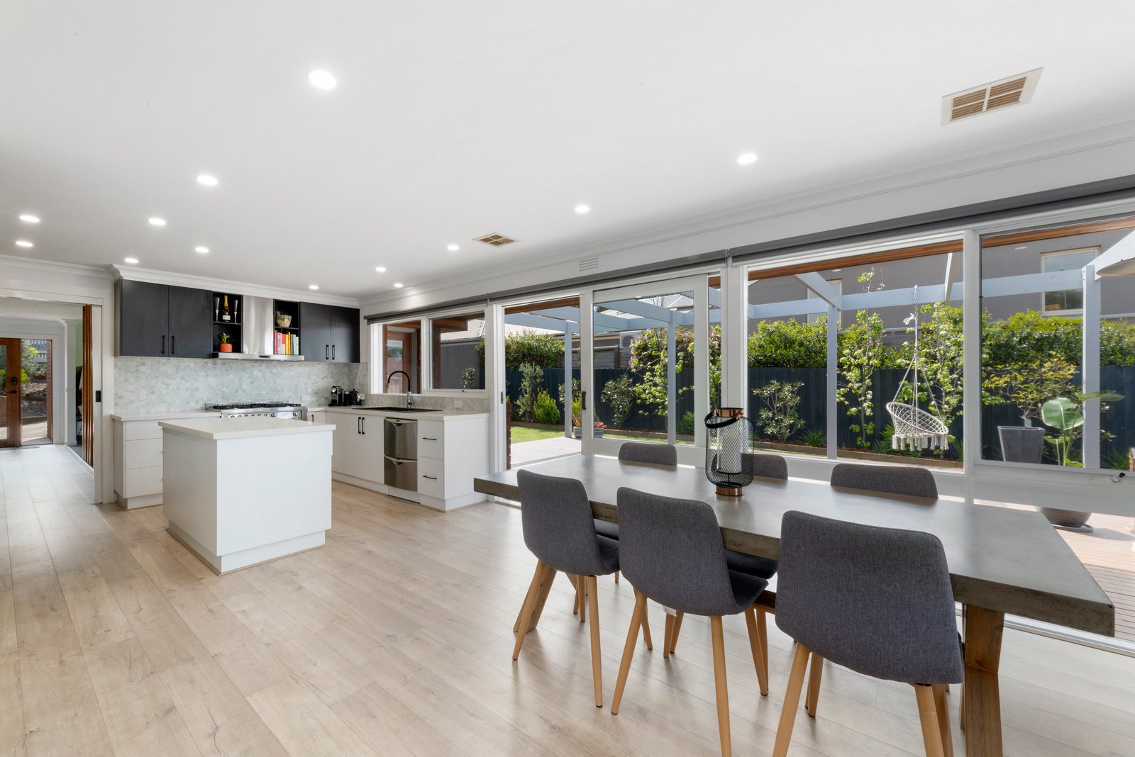 Gallery: 199 West Fyans Street