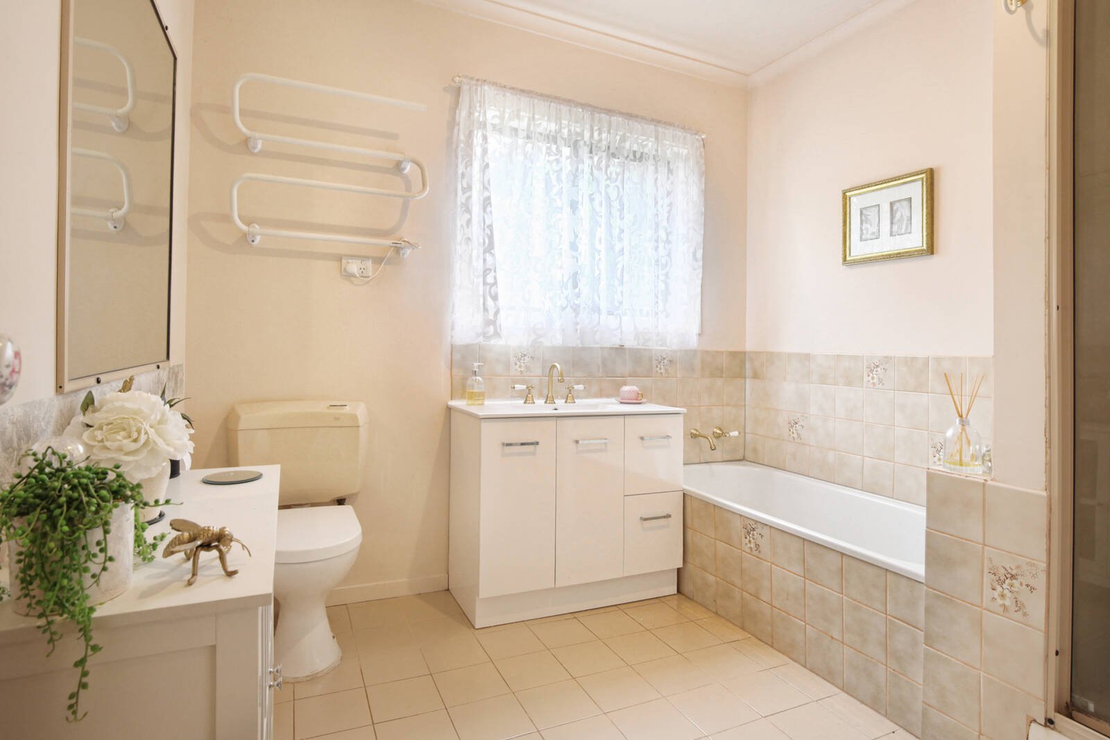 Real Estate and Property in 199 Zig Zag Road, Drummond North, VIC