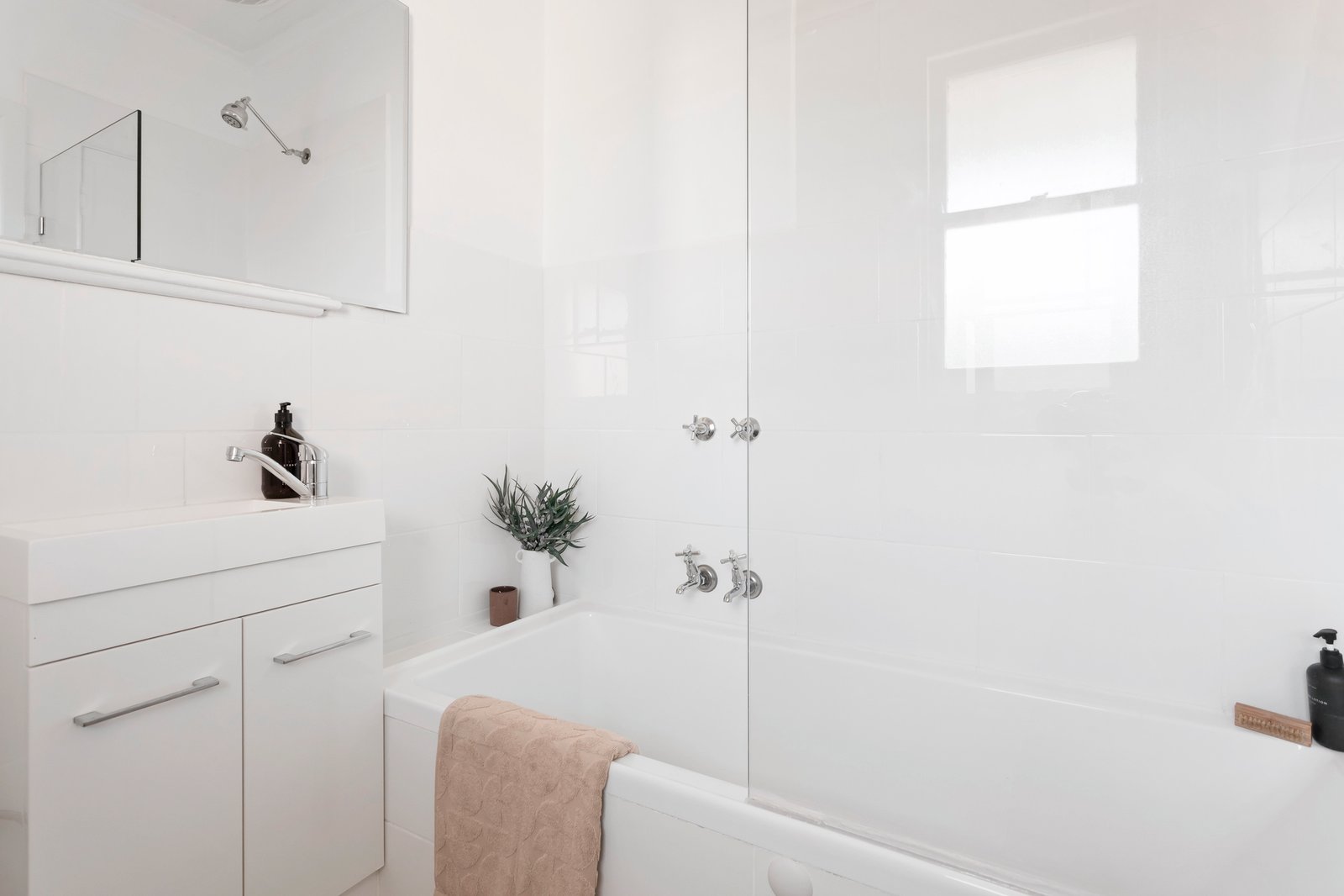 Real Estate and Property in 19/91 Ormond Esplanade, Elwood, VIC