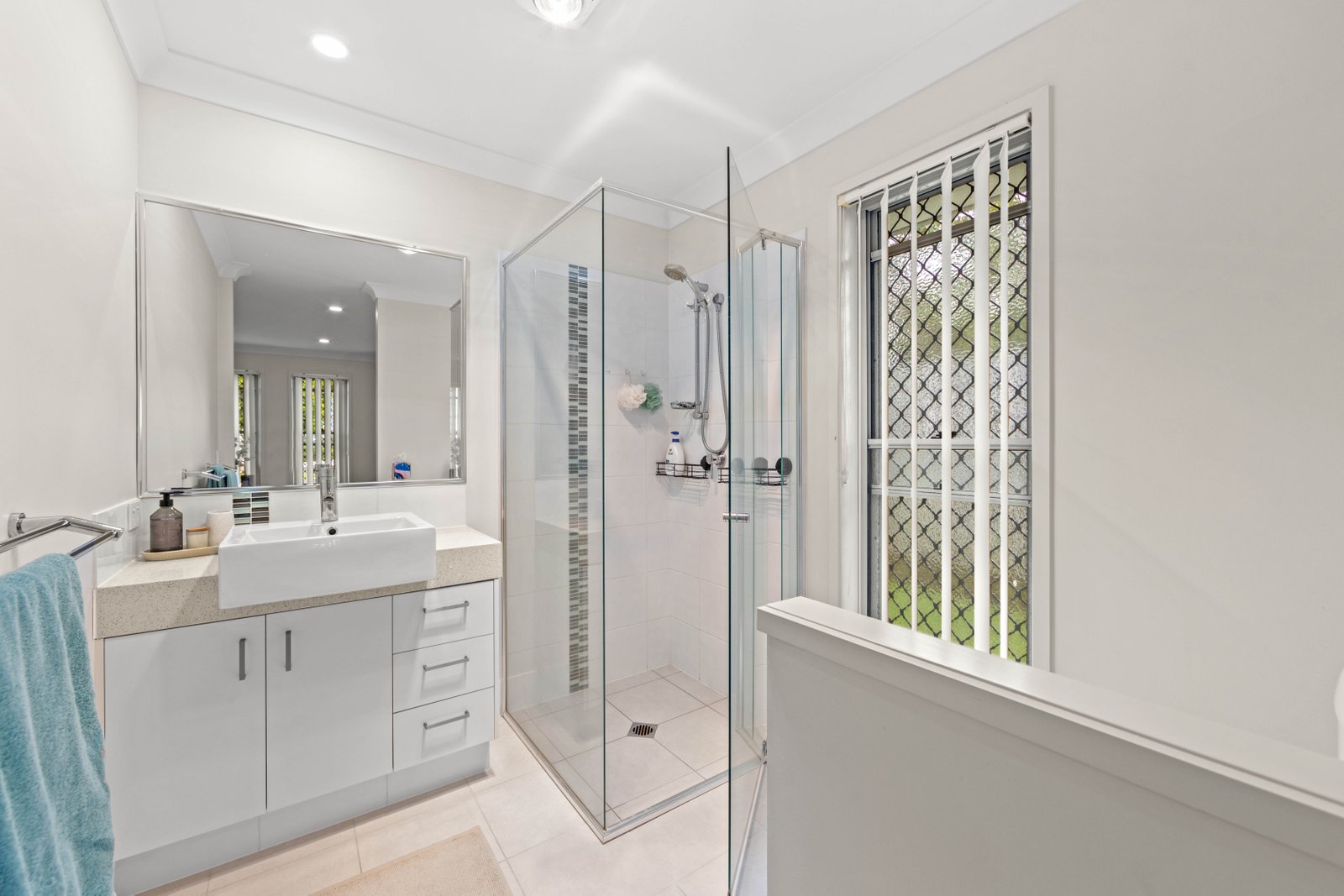 19a Culgoora Crescent REEDY CREEK 8