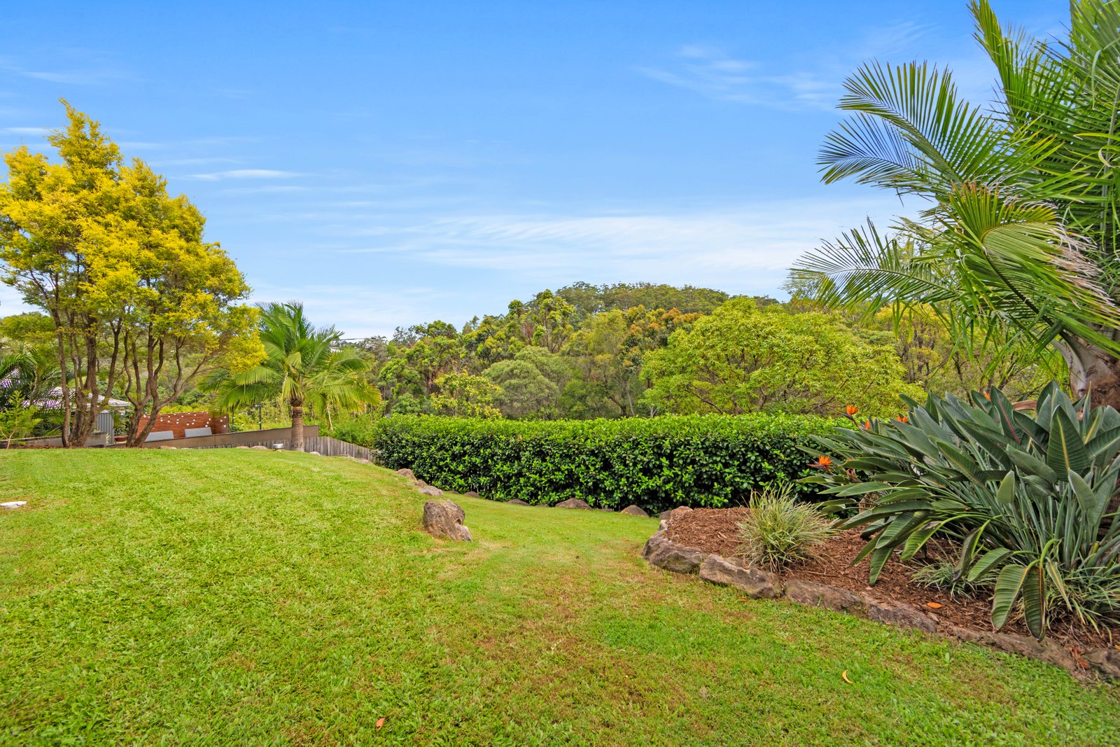 19a Culgoora Crescent REEDY CREEK 11