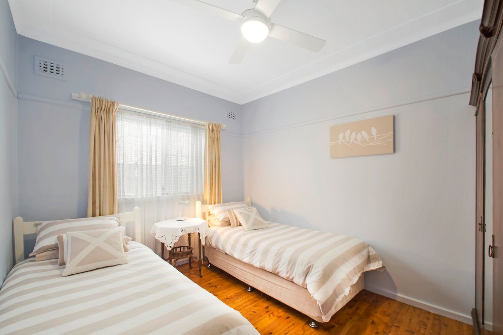 19A DALWOOD RD  EAST BRANXTON 7