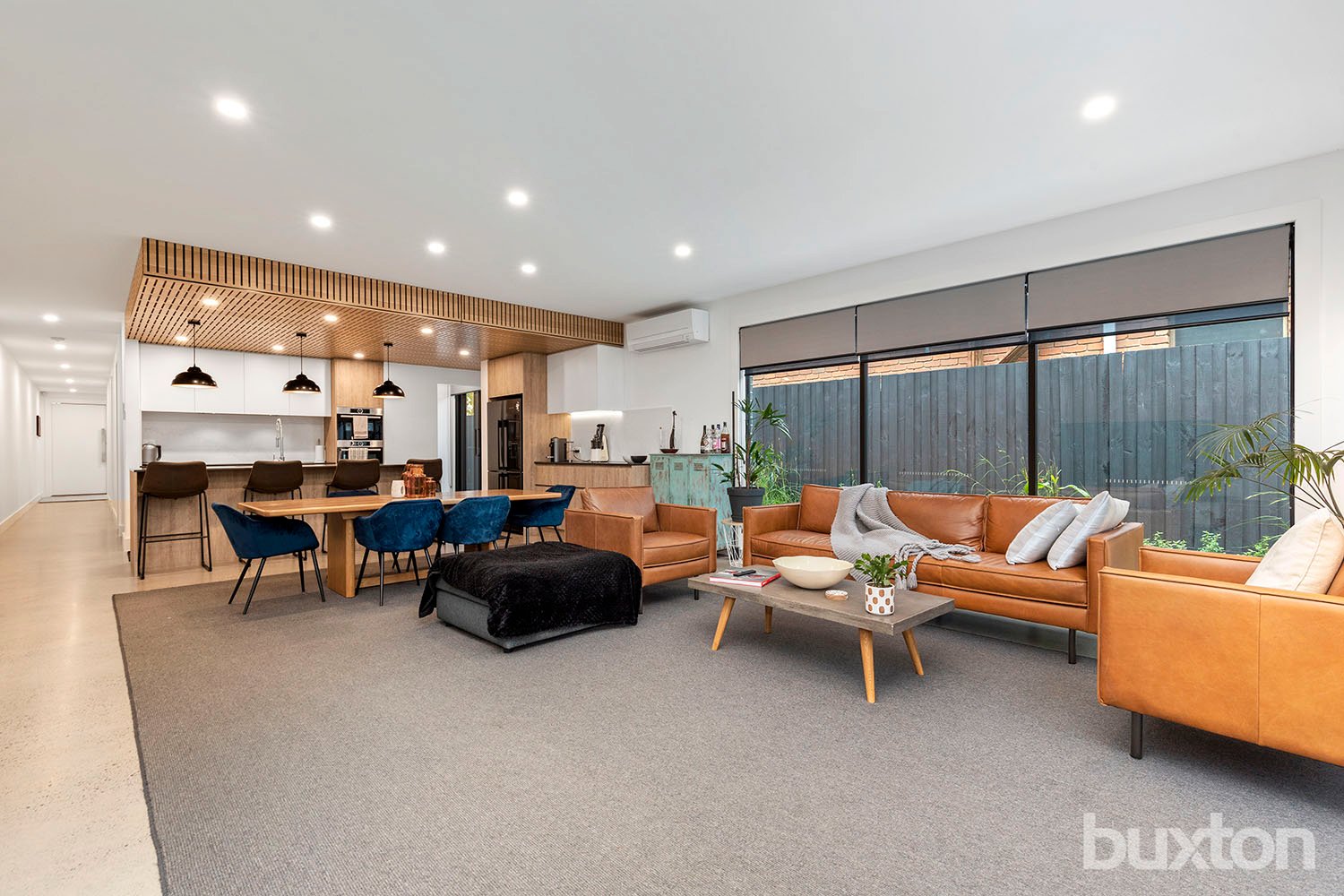 Gallery: 19A Davie Avenue