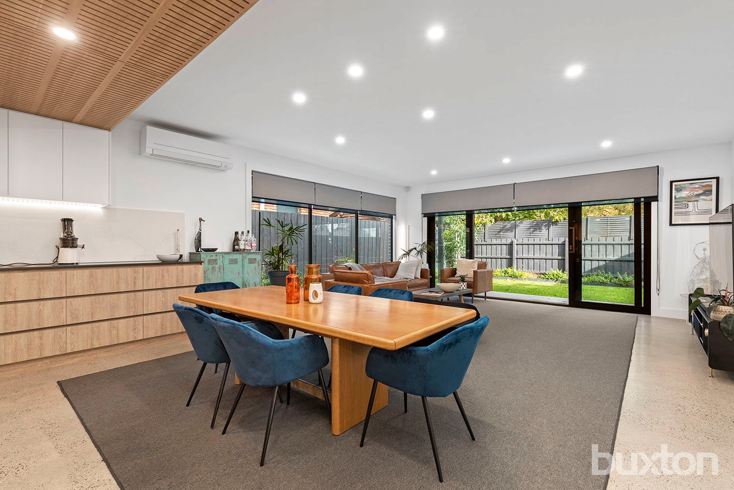 Gallery: 19A Davie Avenue