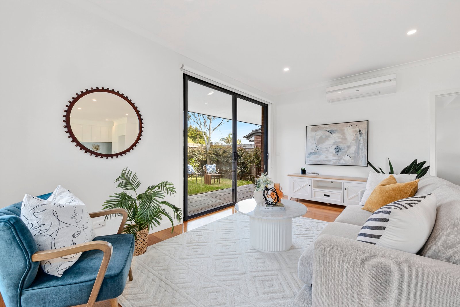 Gallery: 19A Electra Avenue