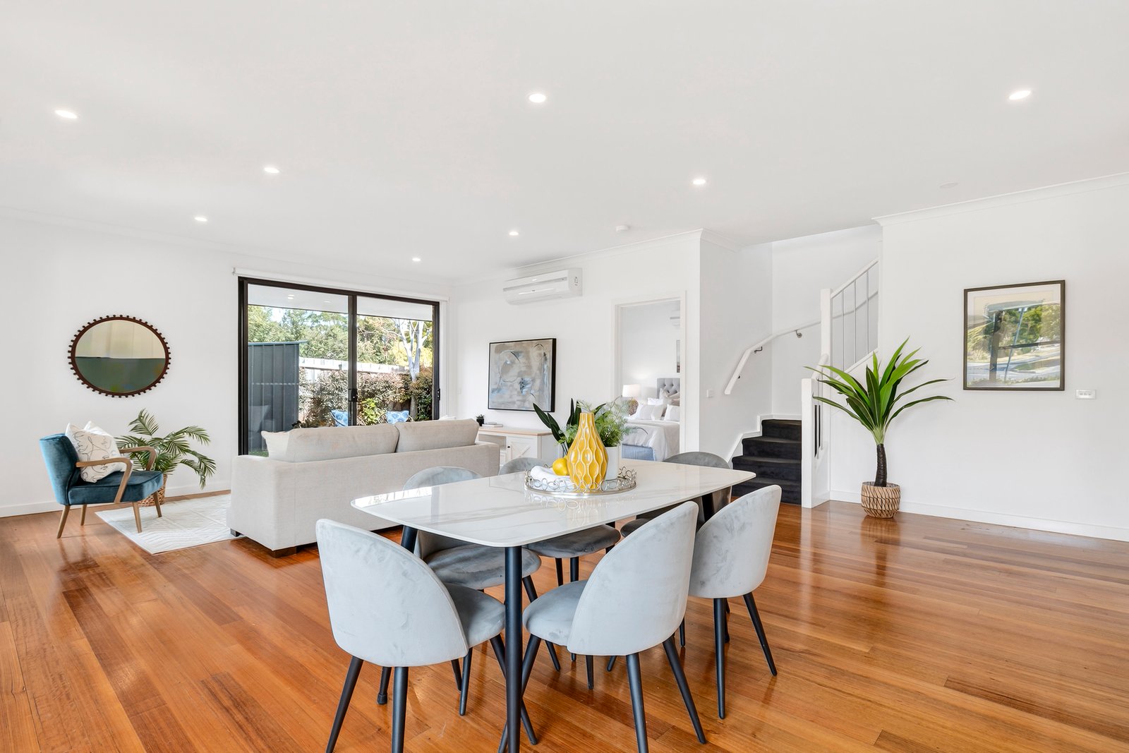 Gallery: 19A Electra Avenue