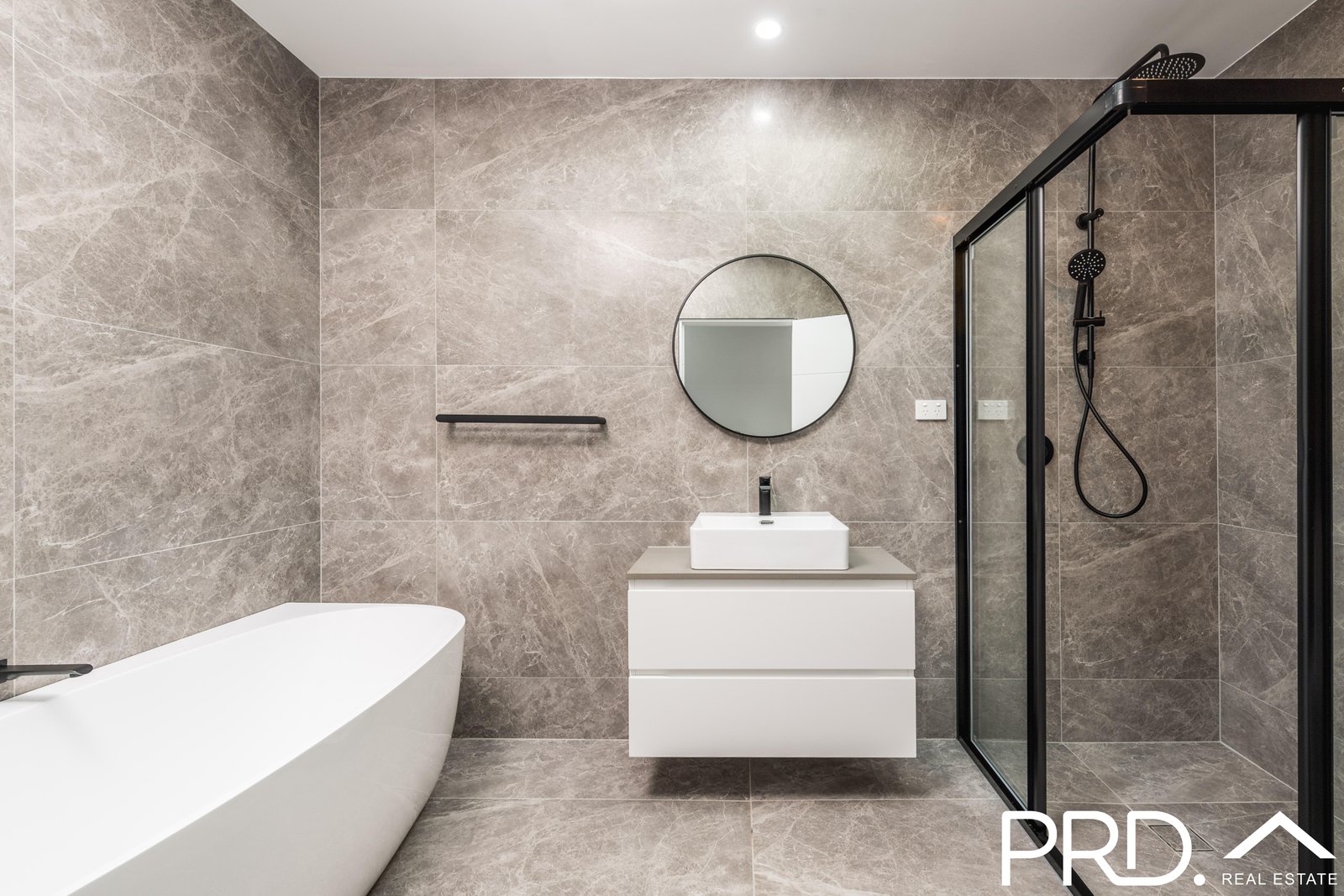 19a Freda Street PANANIA 6