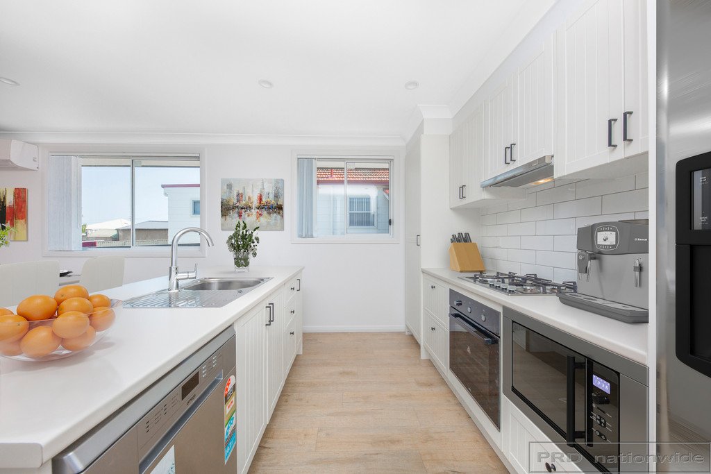 19a Glenroy Street THORNTON 11