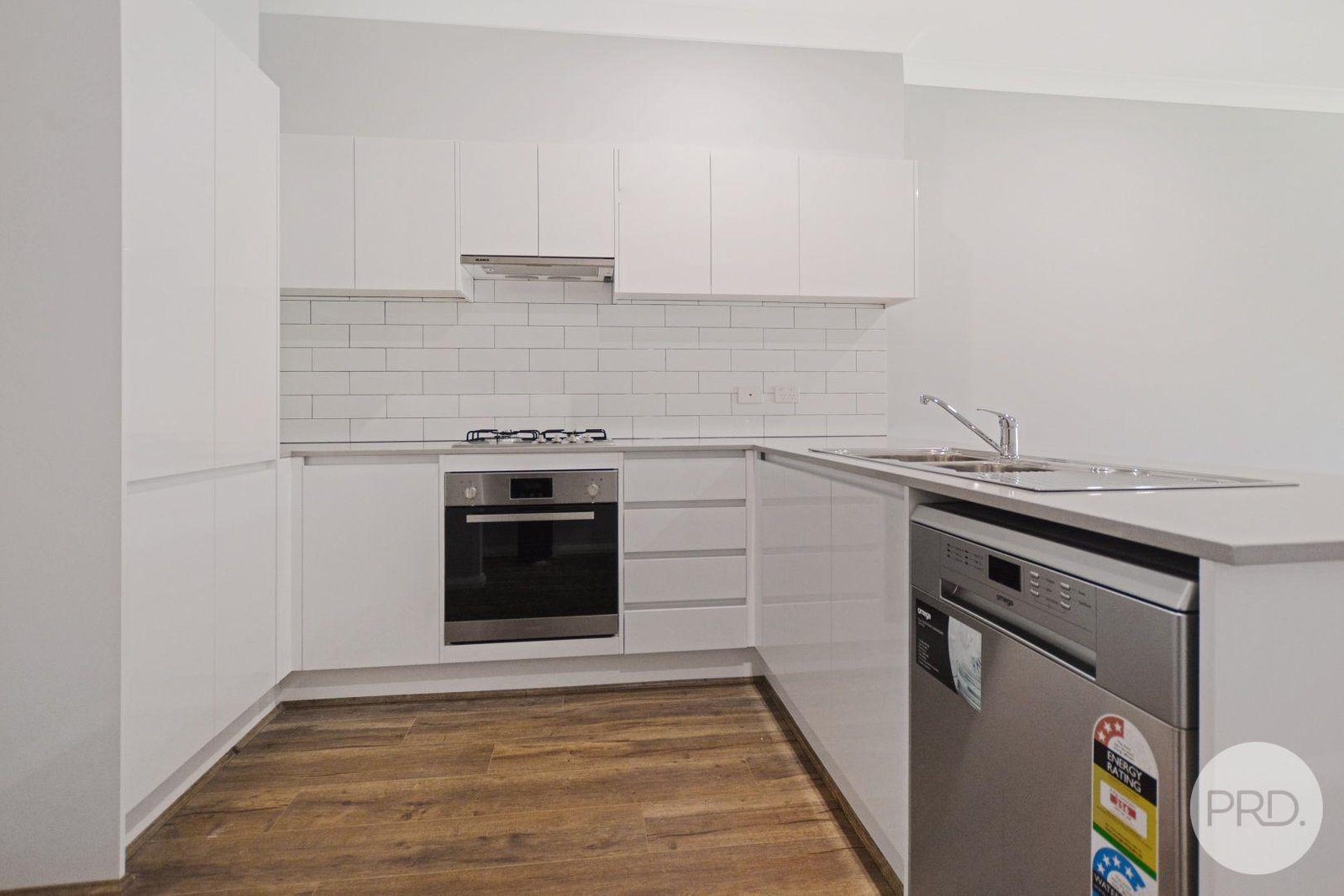 19a Pamela Parade LEONAY 3