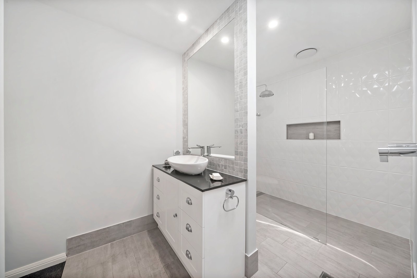 19a Primary Crescent NELSON BAY 12