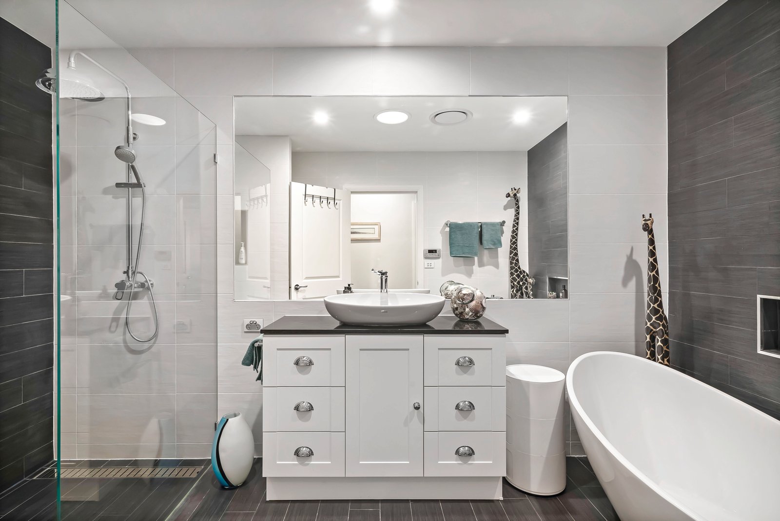 19a Primary Crescent NELSON BAY 15