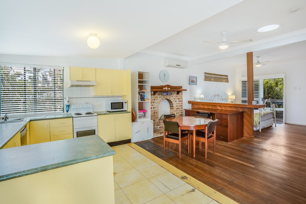 19A Sunset Boulevard SOLDIERS POINT 6